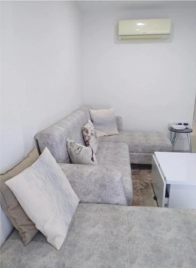 Apartament Tema Pool Lara Venezia *